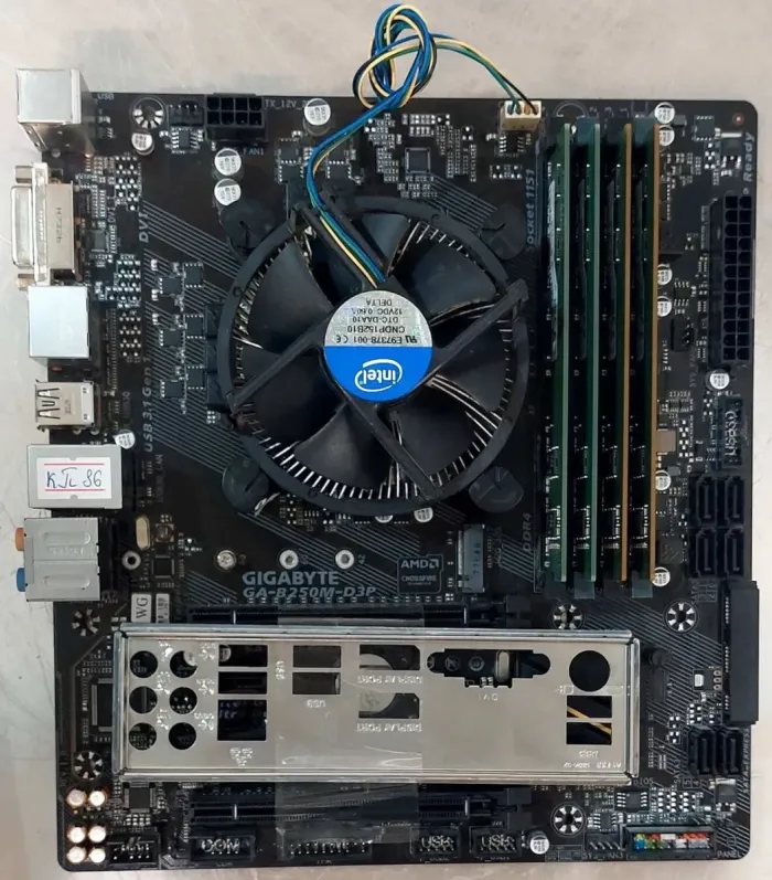 Комплект: Материнська плата Gigabyte GA-B250M-D3P / Intel Core i5-7400 (4 ядра по 3.0 - 3.5 GHz) / 16 GB DDR4 / Intel HD Graphics 2500 / Socket LGA1155 / Кулер б/в - зображення 5