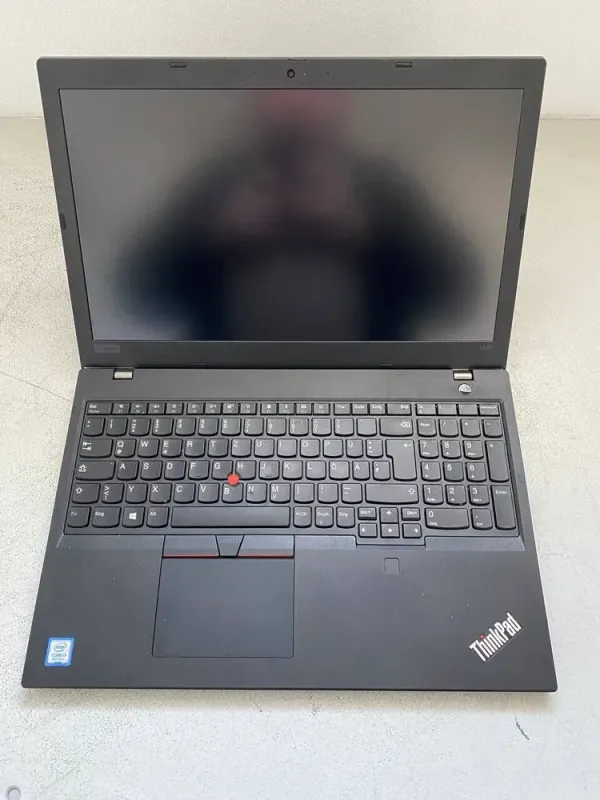 Ноутбук Lenovo ThinkPad L590 / 15.6" (1920x1080) IPS / Intel Core i3-8145U (2 (4) ядра по 2.1 - 3.9 GHz) / 8 GB DDR4 / 256 GB SSD / Intel UHD Graphics / WebCam б/в - зображення 2