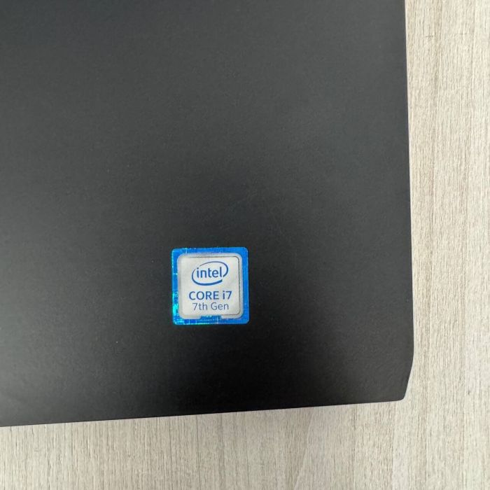 Ігровий ноутбук Б-клас Dell Alienware 15 R3 / 15.6" (1920x1080) IPS / Intel Core i7-7700HQ (4 (8) ядра по 2.8 - 3.8 GHz) / 16 GB DDR4 / 128 GB SSD M.2 + 1000 GB HDD / nVidia GeForce GTX 1060, 6 GB GDDR5, 192-bit / WebCam б/в - зображення 8