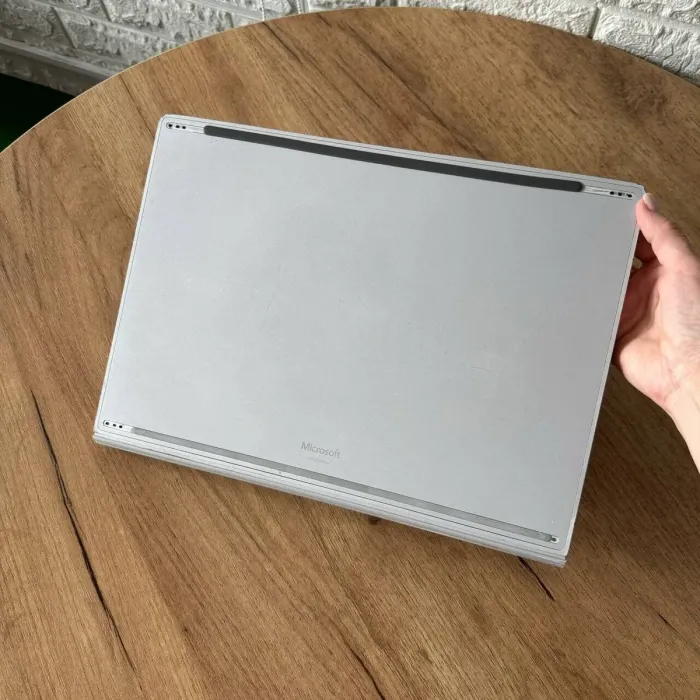 Ігровий ультрабук-трансформер Б-клас Microsoft Surface Book 2 с экраном 15.0" (3240x2160) IPS Touch на базе процессора Intel Core i7-8650U и видеокарты nVidia GeForce GTX 1060 6 GB для игр и работы с мультимедиа б/в - зображення 9