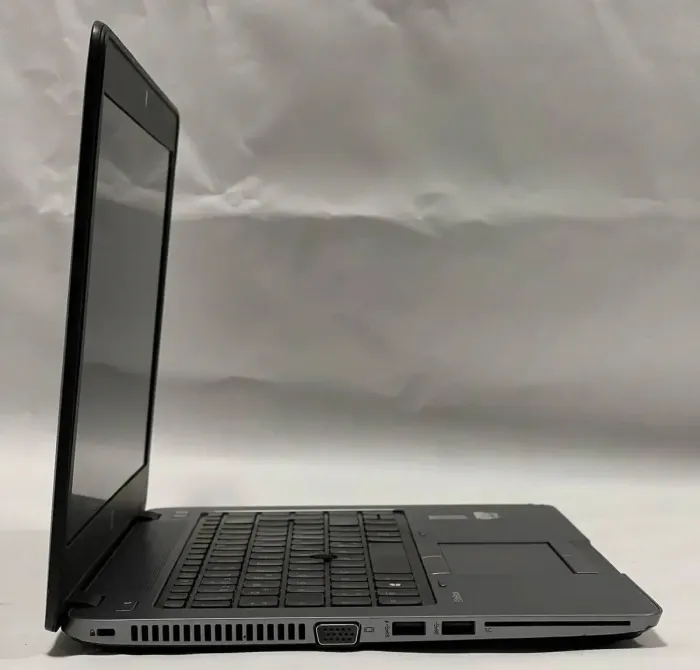 Ноутбук Б-клас HP EliteBook 840 G1 / 14" (1600x900) TN / Intel Core i5-4210U (2 (4) ядра по 1.7 - 2.7 GHz) / 8 GB DDR3 / 500 GB HDD / Intel HD Graphics 4400 / WebCam / Windows 10 Pro б/в - зображення 7