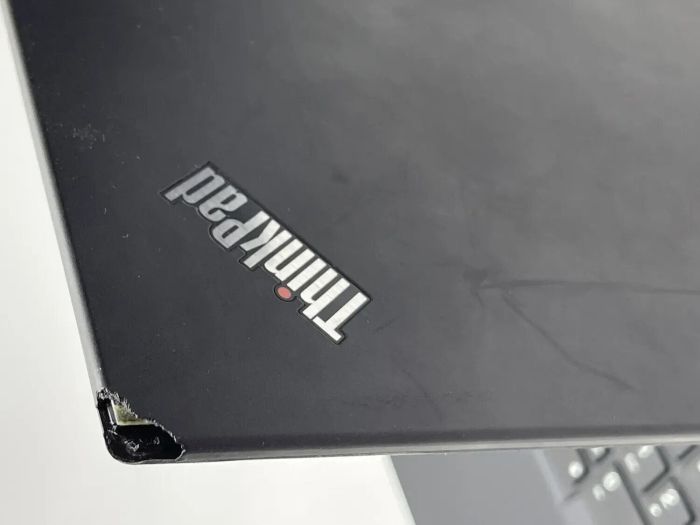 Ультрабук Б-клас Lenovo ThinkPad T590 / 15.6" (1920x1080) IPS / Intel Core i5-8265U (4 (8) ядра по 1.6 - 3.9 GHz) / 8 GB DDR4 / 256 GB SSD / nVidia GeForce MX250, 2 GB GDDR5, 64-bit / WebCam / Win 10 Pro б/в - изображение 6