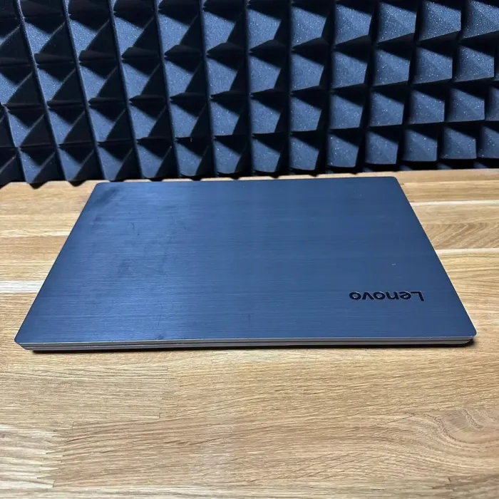 Ноутбук Lenovo V330-14IKB 81B0 / 14" (1920x1080) IPS / Intel Core i5-8250U (4 (8) ядра по 1.6 - 3.4 GHz) / 8 GB DDR4 / 256 GB SSD / Intel UHD Graphics 620 / WebCam б/в - зображення 7