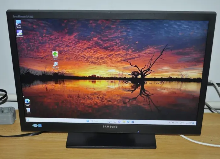 Монітор Б-клас Samsung SyncMaster S22A450BW/22" (1680x1050) TN/VGA, DVI/VESA 100x100 + Кабелі (VGA або DVI на вибір), блок живлення та кабель живлення б/в - зображення 7