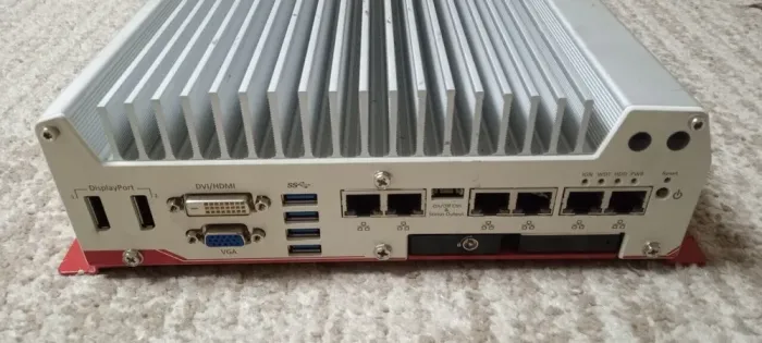 Промисловий ПК Neousys Nuvo-5000LP / Intel Core i7-6700TE (4 (8) ядра по 2.4 - 3.4 GHz) / 8 GB DDR4 / 120 GB SSD / Intel HD Graphics 530 б/в - зображення 2