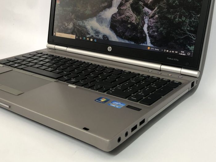 Ноутбук Б-клас HP EliteBook 8570p / 15.6" (1600x900) TN / Intel Core i5-3230M (2 (4) ядра по 2.6 - 3.2 GHz) / 8 GB DDR3 / 500 GB HDD / Intel HD Graphics 4000 / WebCam / DVD-ROM б/в - зображення 9