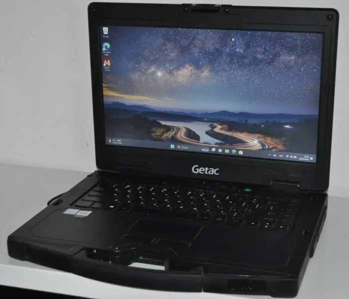 Напівзахищений ноутбук Getac S410 G2 / 14" (1366x768) TN Touch / Intel Core i3-7100U (2 (4) ядра по 2.4 GHz) / 8 GB DDR4 / 128 GB SSD / Intel HD Graphics 620 / Wi-Fi / Bluetooth / Windows 11 Pro / Два АКБ / Стилус б/в - зображення 5