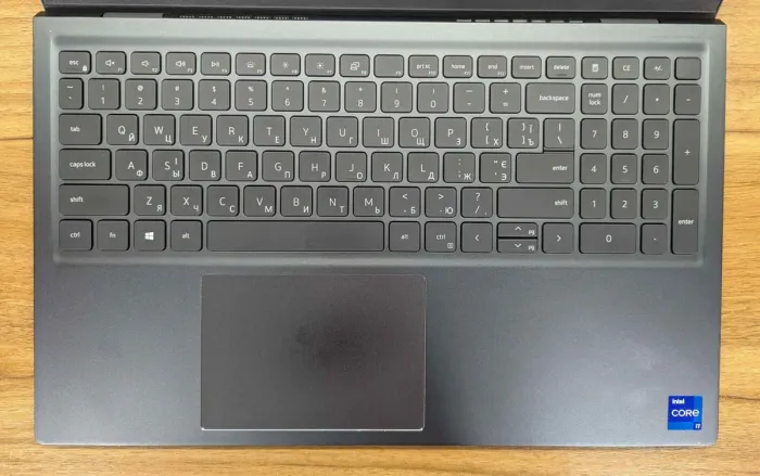 Ультрабук Б-клас Dell Vostro 15 5510 / 15.6" (1920x1080) IPS / Intel Core i7-11370H (4 (8) ядра по 3.0 - 4.8 GHz) / 16 GB DDR4 / 512 GB SSD / Intel Iris Xe Graphics / WebCam / TouchID / Windows 11 б/в - зображення 4