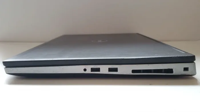 Мобільна робоча станція Б-клас Dell Precision 7730 / 17.3" (1920x1080) IPS / Intel Core i7-8850H (6 (12) ядер по 2.6 - 4.3 GHz) / 32 GB DDR4 / 128 GB SSD M.2 + 512 GB SSD M.2 / nVidia Quadro P3200, 6 GB GDDR5, 192-bit / WebCam б/в - зображення 5