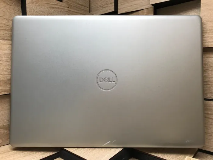 Ноутбук Б-клас Dell Inspiron 3501 / 15.6" (1366x768) TN / Intel Core i5-1135G7 (4 (8) ядра по 2.4 - 4.2 GHz) / 8 GB DDR4 / 192 GB SSD / Intel Iris Xe Graphics / WebCam б/в - зображення 8