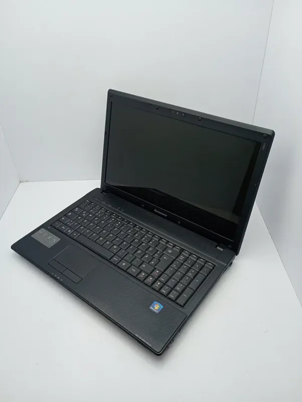 Ноутбук Lenovo G560 / 15.6" (1366x768) TN / Intel Core i3-370M (2 (4) ядра по 2.4 GHz) / 6 GB DDR3 / 320 GB HDD / Intel HD Graphics / WebCam б/в - зображення 4