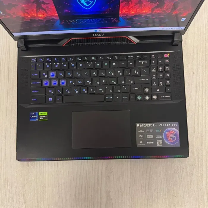Ігровий ноутбук MSI Raider GE78HX 13VH / 17.3" (2560x1440) IPS / Intel Core i9-13950HX (24 (32) ядра по 2,2 - 5,5 ГГц) / 32 ГБ DDR5 / 2000 ГБ SSD NVMe / nVidia GeForce RTX 4080, 12 ГБ GDDR6, 192-bit / WebCam б/в - зображення 7