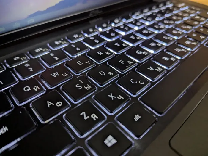 Ультрабук Dell Latitude 7410 / 14" (1366x768) TN / Intel Core i5-10310U (4 (8) ядра по 1.7 - 4.4 GHz) / 8 GB DDR4 / 256 GB SSD / Intel UHD Graphics / WebCam / Windows 10 б/в - зображення 6