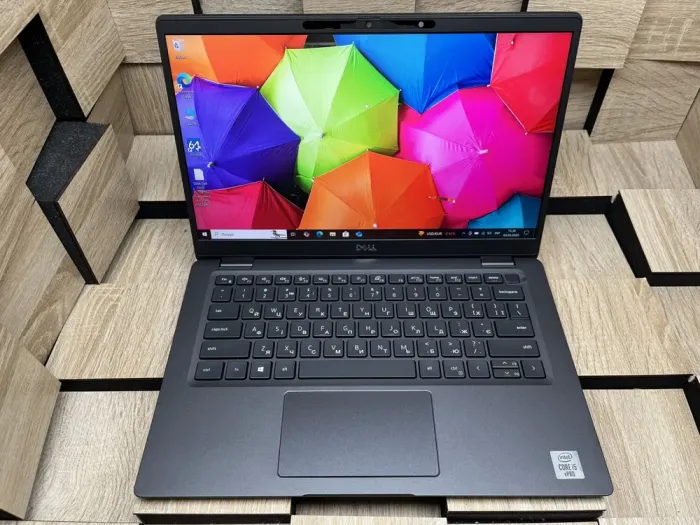 Ультрабук Dell Latitude 7310 / 13.3" (1920x1080) IPS / Intel Core i5-10310U (4 (8) ядра по 1.7 - 4.4 GHz) / 16 GB DDR4 / 256 GB SSD M.2 / Intel UHD Graphics / WebCam б/в - зображення 2