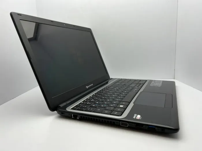 Ноутбук Б-класс Packard Bell EasyNote TE69KB / 15.6" (1366x768) TN / AMD E1-2500 (2 ядра по 1.4 GHz) / 4 GB DDR3 / 500 GB HDD / Intel HD Graphics / WebCam б/в - зображення 3