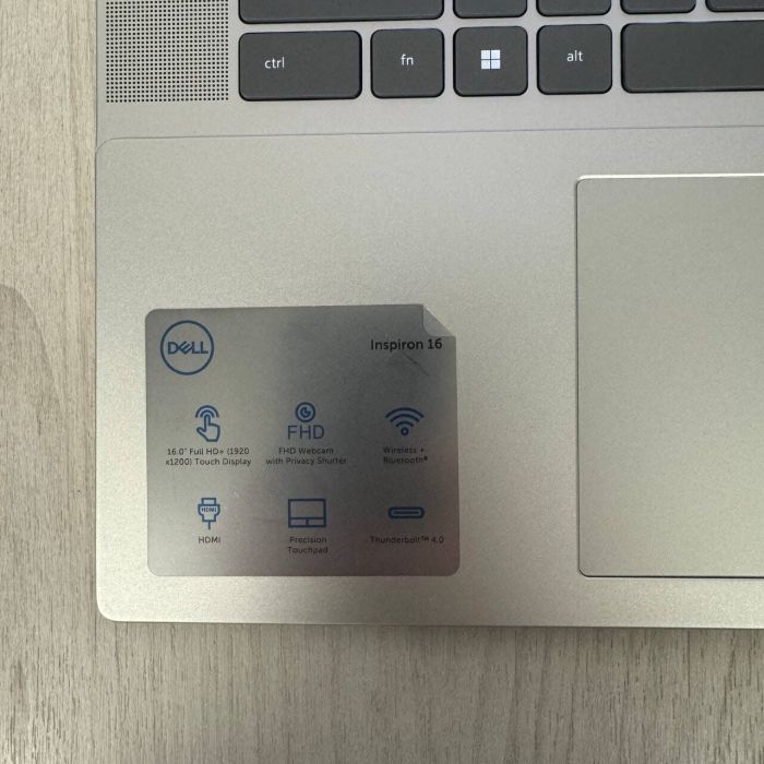 Ультрабук Dell Inspiron 5630 / 16" (1920x1080) IPS Touch / Intel Core i7-1360P (12 (16) ядер по 2.2 - 5.0 GHz) / 16 GB DDR5 / 1000 GB SSD / Intel Iris Xe Graphics / WebCam б/в - изображение 5