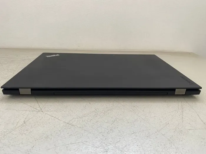 Ноутбук Lenovo ThinkPad T580 / 15.6" (1920x1080) IPS / Intel Core i5-8250U (4 (8) ядра по 1.6 - 3.4 GHz) / 8 GB DDR4 / 256 GB SSD / Intel UHD Graphics 620 / WebCam б/в - зображення 5