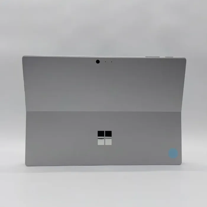Нетбук Microsoft Surface Pro 4 / 12.3" (2736х1824) IPS Touch / Intel Core i5-7300U (2 (4) ядра по 2.6 - 3.5 GHz) / 8 GB DDR3 / 256 GB SSD / Intel HD Graphics 620 / WebCam б/в - зображення 7