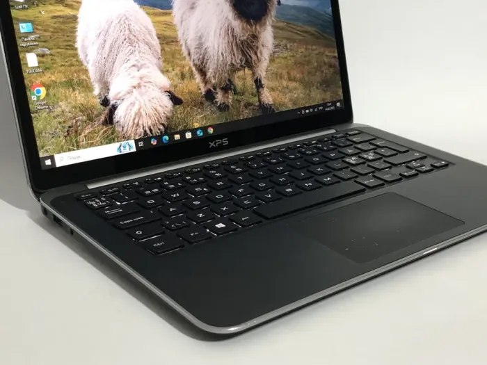 Ультрабук Б-клас Dell XPS 13 L321X / 13.3" (1366x768) TN / Intel Core i5-2467M (2 (4) ядра по 1.6 - 2.3 GHz) / 4 GB DDR3 / 256 GB SSD / Intel HD Graphics 3000 / WebCam б/в - зображення 9