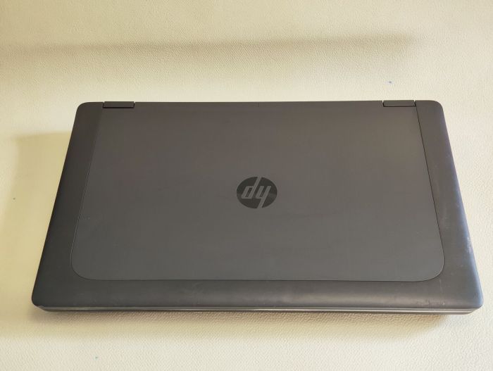 Мобільна робоча станція HP ZBook 17 G2 / 17,3" (1920x1080) TN / Intel Core i7-4810MQ (4 (8) ядра по 2,8 - 3,8 ГГц) / 32 ГБ DDR3 / 256 ГБ SSD / nVidia Quadro K3100M, 4 ГБ GDDR5, 256-біт / WebCam б/в - зображення 7