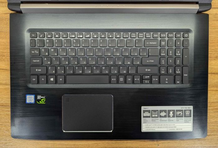 Ігровий ноутбук Acer Aspire 7 A717-72G / 17,3" (1920x1080) IPS / Intel Core i7-8750H (6 (12) ядер по 2,2 - 4,1 ГГц) / 16 ГБ DDR4 / 512 ГБ SSD / nVidia GeForce GTX 1060, 6 ГБ GDDR5, 192-біт / Веб-камера / Windows 10 б/в - зображення 3