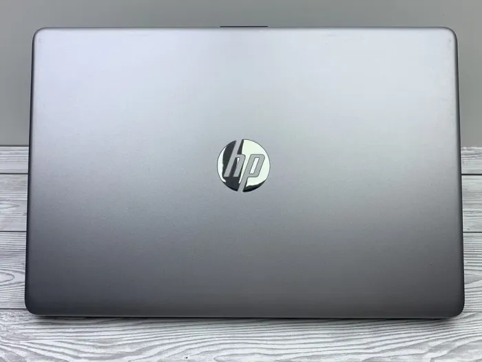 Ультрабук Б-клас HP 250 G8 / 15.6" (1920x1080) TN / Intel Core i5-1135G7 (4 (8) ядра по 2.4 - 4.2 GHz) / 16 GB DDR4 / 512 GB SSD / Intel Iris Xe Graphics / WebCam б/в - зображення 8