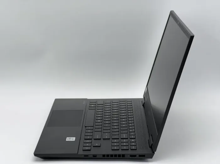 Ігровий ноутбук HP Omen 15-en0013dx / 15.6" (1920x1080) IPS / Intel Core i7-10750H (6 (12) ядер по 2.6 - 5.0 GHz) / 16 GB DDR4 / 480 GB SSD / nVidia GeForce RTX 2060, 6 GB GDDR6, 192-bit / WebCam б/в - зображення 4