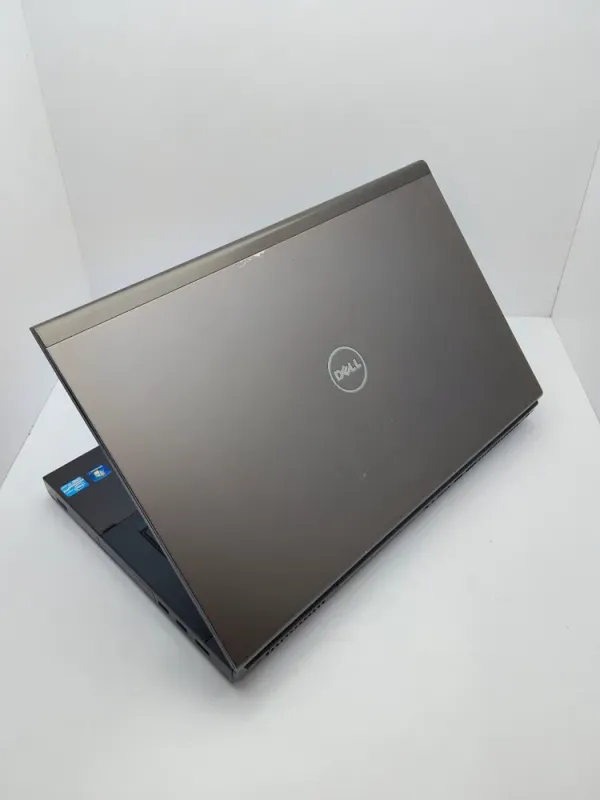 Мобільна робоча станція Dell Precision M6700 / 17.3" (1920x1080) TN / Intel Core i7-3740QM (4 (8) ядра по 2.7 - 3.7 GHz) / 20 GB DDR3 / 120 GB SDD + 500 GB HDD / nVidia Quadro K4000M, 4 GB GDDR5, 256-bit / DVD-ROM б/в - зображення 8