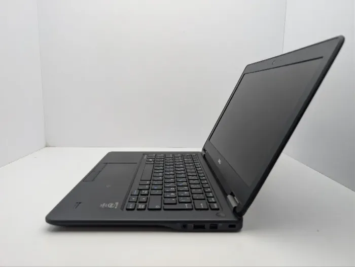 Нетбук Dell Latitude E7250 / 12.5" (1366x768) TN / Intel Core i7-5600U (2 (4) ядра по 2.6 - 3.2 GHz) / 8 GB DDR3 / 256 GB SSD / Intel HD Graphics 5500 / WebCam б/в - зображення 5