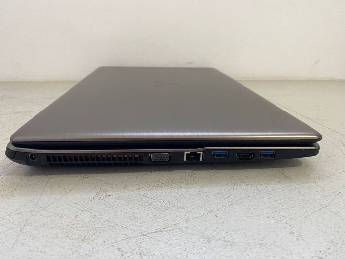 Ноутбук Terra Mobile 1749s / 17.3" (1600x900) TN / Intel Core i3-6100U (2 (4) ядра по 2.3 GHz) / 8 GB DDR3 / 128 GB SSD / Intel HD Graphics 520 / WebCam / DVD-ROM б/в - зображення 3