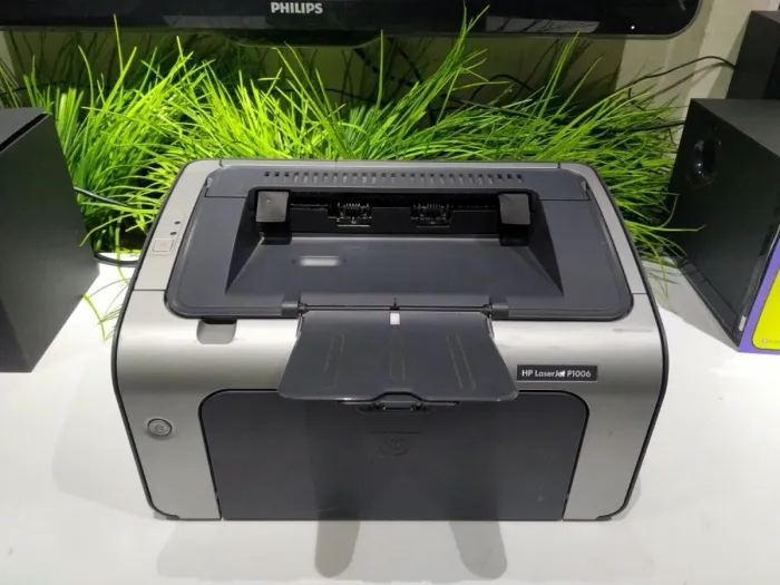 Принтер HP LaserJet P1006 / Лазерний монохромний друк / 600x600 dpi / A4 / 16 стор/хв / USB 2.0 б/в - зображення 3