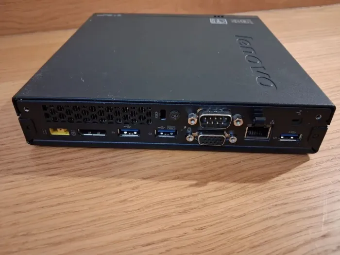 Неттоп Lenovo ThinkCentre M93p Tiny USFF / Intel Core i5-4570T (2 (4) ядра по 2.9 - 3.6 GHz) / 8 GB DDR3 / 250 GB SSD / Intel HD Graphics 4600 / DisplayPort / Блок живлення в комплекті б/в - зображення 3