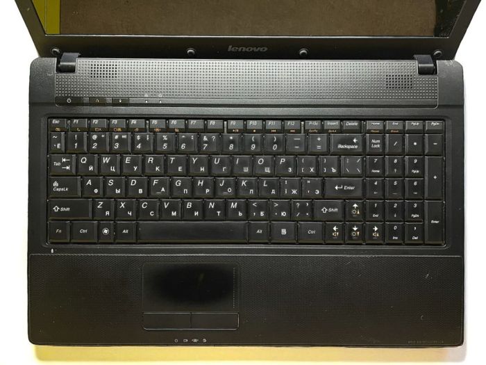 Ноутбук Б-клас Lenovo G565 / 15.6" (1366x768) TN / AMD Athlon II P360 (2 ядра по 2.3 - 3.2 GHz) / 4 GB DDR3 / 120 GB SSD / AMD Radeon HD 4200 Graphics / WebCam б/в - зображення 3