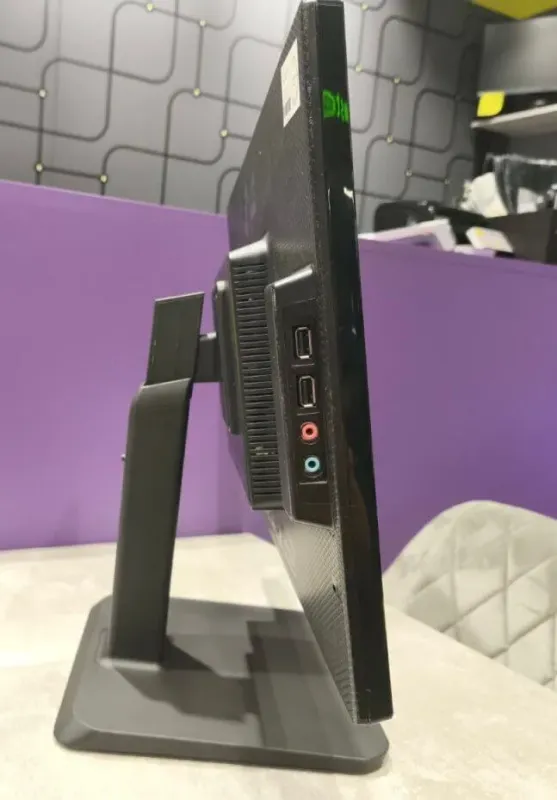 Монітор LG 23CAV42K / 23" (1920x1080) IPS / VGA, DVI, USB / VESA 100x100 б/в - зображення 5