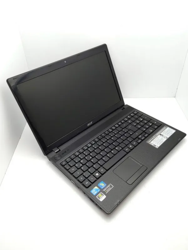 Ноутбук Acer Aspire 5742G / 15.6" (1366x768) TN / Intel Core i5-450M (2 (4) ядра по 2.4 - 2.6 GHz) / 6 GB DDR3 / 500 GB HDD / nVidia GeForce GT 540M, 1 GB GDDR3, 128-bit / WebCam / DVD-ROM б/в - зображення 4