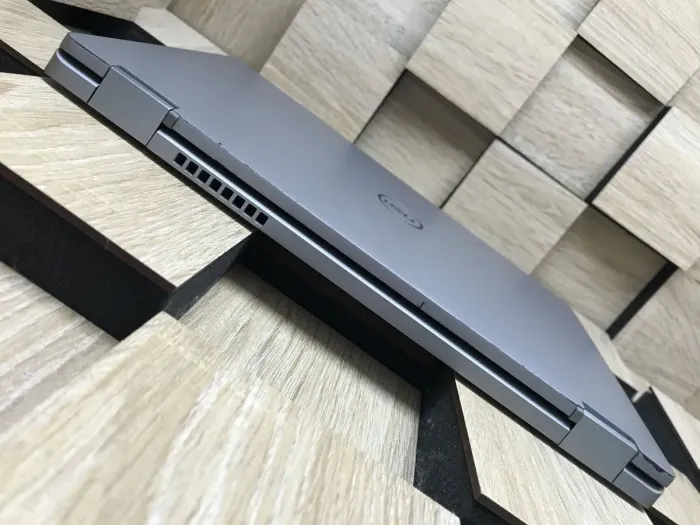 Ноутбук-трансформер Б-клас Dell Latitude 5310 2-in-1 / 13.3" (1920x1080) IPS Touch / Intel Core i7-10610U (4 (8) ядра по 1.8 - 4.9 GHz) / 8 GB DDR4 / 256 GB SSD M.2 / Intel UHD Graphics / WebCam / Windows 10 б/в - зображення 7