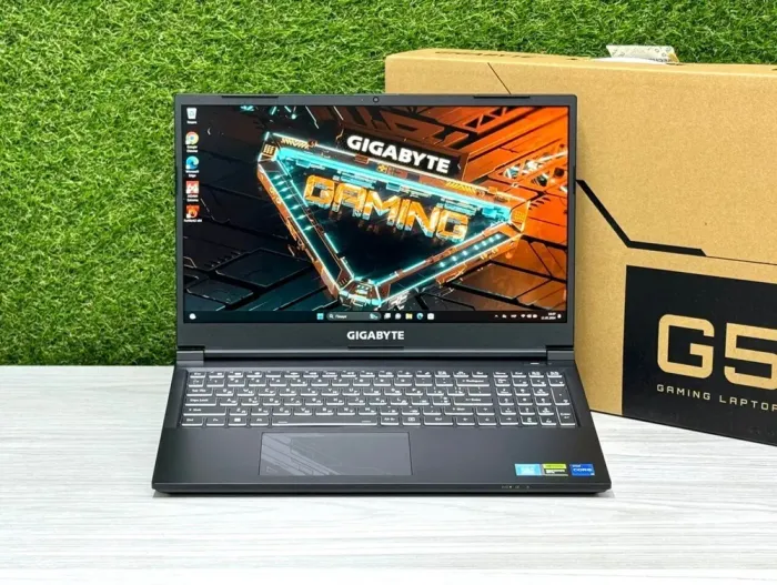 Ігровий ноутбук Gigabyte G5 KF / 15.6" (1920x1080) IPS / Intel Core i5-12500H (12 (16) ядер по 3.3 - 4.5 GHz) / 16 GB DDR4 / 512 GB SSD M.2 / nVidia GeForce RTX 4060, 8 GB GDDR6, 128-bit / WebCam / Win 11 Home б/в - зображення 2