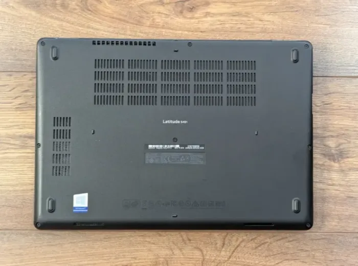 Ноутбук Dell Latitude 5491 / 14" (1920x1080) TN / Intel Core i7-8850H (6 (12) ядер по 2.6 - 4.3 GHz) / 16 GB DDR4 / 512 GB SSD / nVidia GeForce MX130, 2 GB GDDR5, 64-bit / WebCam б/в - зображення 7