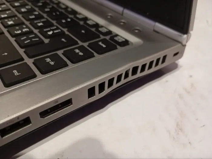 Ноутбук Б-клас HP EliteBook 8460P / 14" (1366x768) TN / Intel Core i5-2520M (2 (4) ядра по 2.5 - 3.2 GHz) / 8 GB DDR3 / 750 GB HDD / Intel HD Graphics 3000 / WebCam б/в - зображення 10