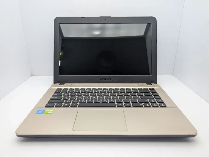 Ноутбук Asus X441S / 15.6" (1366x768) TN / Intel Pentium N3710 (4 ядра по 1.6 - 2.56 GHz) / 4 GB DDR3 / 60 GB SSD + 320 GB HDD / nVidia GeForce 810M, 1 GB GDDR3, 64-bit / WebCam / DVD-ROM б/в - зображення 3