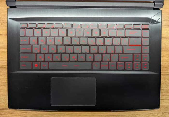 Ігровий ноутбук MSI Thin GF63 / 15.6" (1920x1080) IPS / Intel Core i5-12450H (8 (12) ядер по 3.3 - 4.4 GHz) / 16 GB DDR4 / 512 GB SSD / nVidia GeForce RTX 2050, 4 GB GDDR6, 64-bit / WebCam / Windows 10 б/в - зображення 3