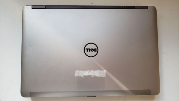 Ноутбук Dell Latitude E6540 / 15.6" (1920x1080) IPS / Intel Core i7-4810MQ (4 (8) ядра по 2.8 - 3.8 GHz) / 16 GB DDR3 / 200 GB SSD + 750 GB HDD / AMD Radeon HD 8790M, 2 GB GDDR5, 128-bit / WebCam б/в - зображення 3