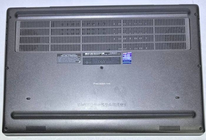 Мобільна робоча станція Б-клас Dell Precision 7540 / 15.6" (1920x1080) TN / Intel Core i9-9980HK (8 (16) ядер по 2.4 - 5.0 GHz) / 32 GB DDR4 / 256 GB SSD / nVidia Quadro RTX 3000, 6 GB GDDR6, 192-bit / WebCam / Win 11 Pro б/в - зображення 7