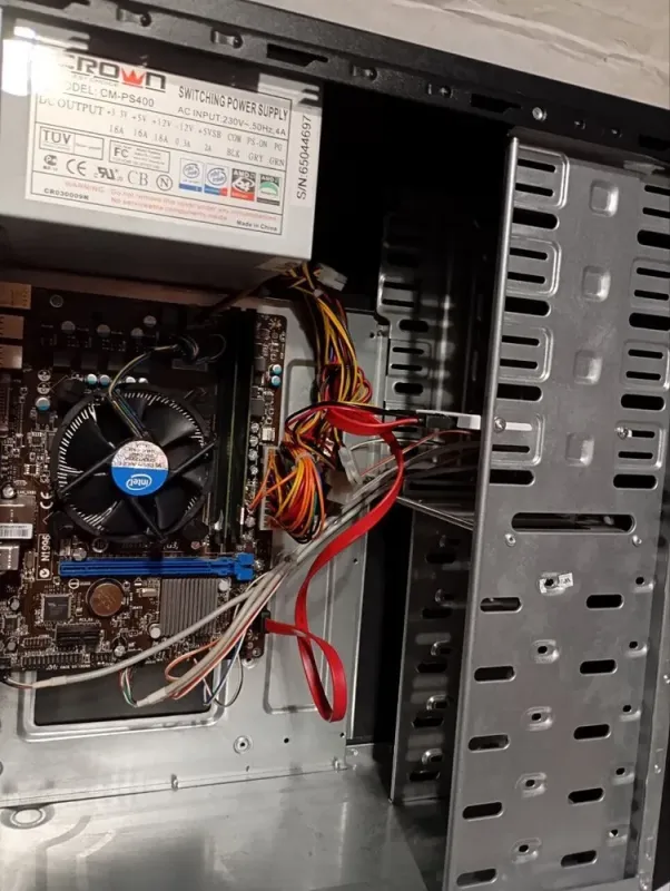 ПК Б-класс Frime Tower / Intel Core i3-2100 (2 (4) ядра по 3.1 GHz) / 4 GB DDR3 / 128 GB SSD / Intel HD Graphics 2000 / 400W б/в - зображення 6