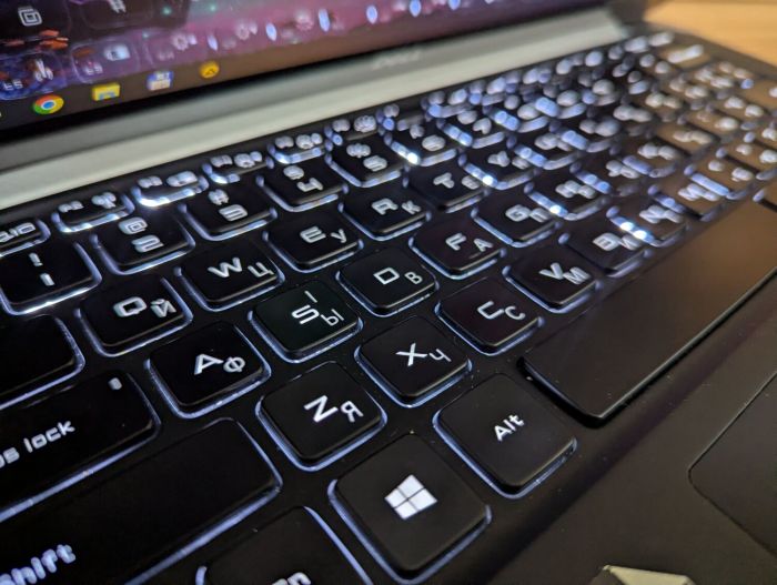 Ноутбук Dell XPS 13-9333 / 13.3" (1920x1080) IPS Touch / Intel Core i3-4010U (2 (4) ядра по 1.7 GHz) / 8 GB DDR3 / 256 GB SSD / Intel HD Graphics 4400 / WebCam / Windows 10 б/в - зображення 6