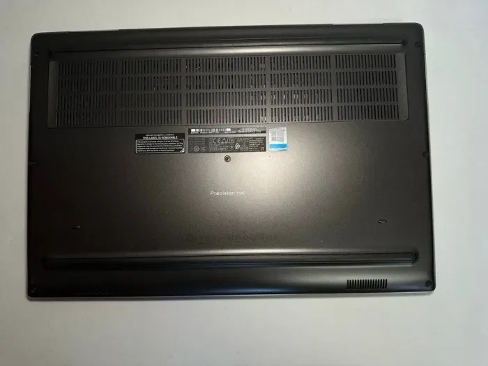 Мобільна робоча станція Dell Precision 7540 / 15.6" (1920x1080) IPS / Intel Core i9-9980HK (8 (16) ядер по 2.4 - 5.0 GHz) / 64 GB DDR4 / 512 GB SSD / nVidia Quadro RTX 3000, 6 GB GDDR6, 192-bit / WebCam б/в - зображення 5