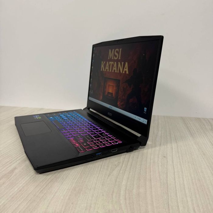 Ігровий ноутбук Б-класу MSI Katana 15 B12VGK / 15.6" (1920x1080) IPS / Intel Core i7-12650H (10 (16) ядер по 3,5 - 4,7 ГГц) / 16 ГБ DDR5 / 1000 ГБ SSD NVMe / nVidia GeForce RTX 4070, 8 ГБ GDDR6, 128-bit / WebCam б/в - зображення 5