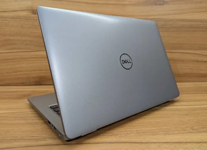 Ультрабук Dell Latitude 5440 / 14" (1920x1080) IPS / Intel Core i5-1335U (10 (12) ядер по 3.4 - 4.6 GHz) / 16 GB DDR4 / 256 GB SSD / Intel Iris Xe Graphics / WebCam / Windows 11 б/в - зображення 7