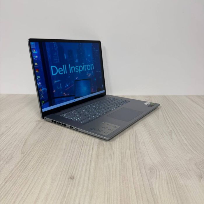 Ігровий ноутбук Dell Inspiron 16 Plus 7640 / 16" (2560x1600) IPS / Intel Core Ultra 7 155H (16 (22) ядер по 1.4 - 4.8 GHz) / 32 GB DDR5 / 2000 GB SSD NVMe / nVidia GeForce RTX 4060, 8 GB GDDR6, 128-bit / WebCam б/в - зображення 4