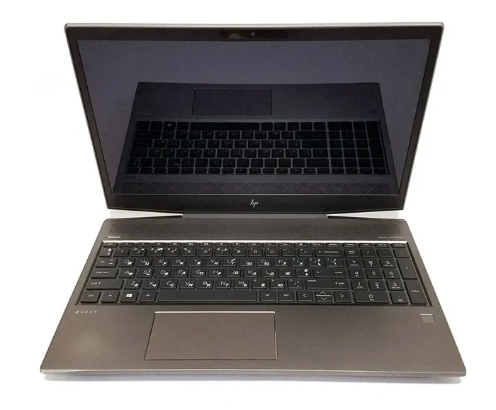 Мобільна робоча станція HP ZBook 15v G5 / 15,6" (1920x1080) IPS / Intel Core i7-8750H (6 (12) ядер по 2.2 - 4.1 GHz) / 8 GB DDR4 / 256 GB SSD NVMe / nVidia Quadro P600, 4 GB GDDR5, 128-bit / WebCam / Win 10 Pro LIC б/в - зображення 3